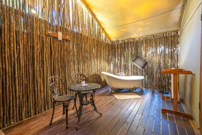 Jackalberry Chobe Otel Kasane Dış mekan fotoğraf