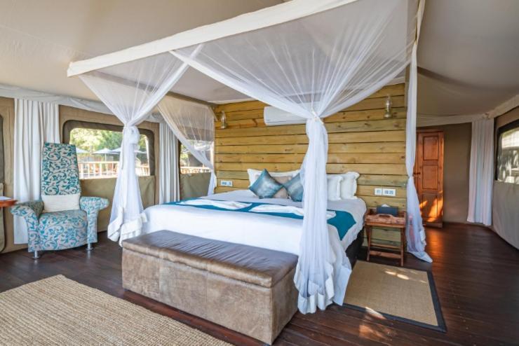 Jackalberry Chobe Otel Kasane Dış mekan fotoğraf