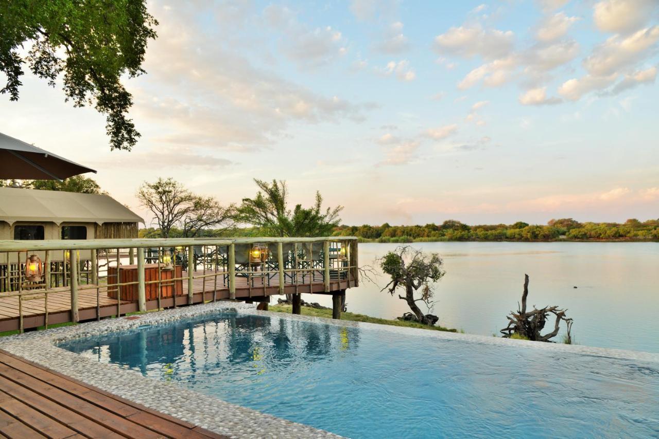 Jackalberry Chobe Otel Kasane Dış mekan fotoğraf